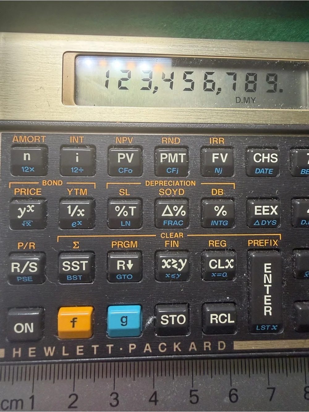 Vintage 80s HP 12C Financial Calculator w/ Case Working